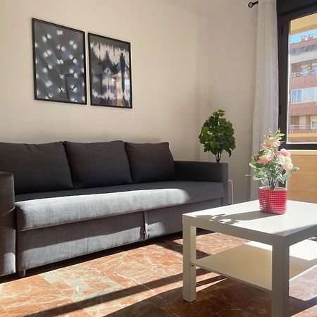 Apartamentos El Pilar Suites 3000 サラゴサ エクステリア 写真