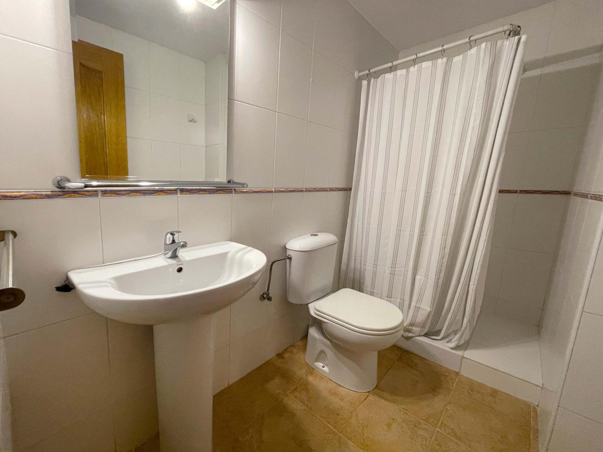 Apartamentos El Pilar Suites 3000 サラゴサ エクステリア 写真