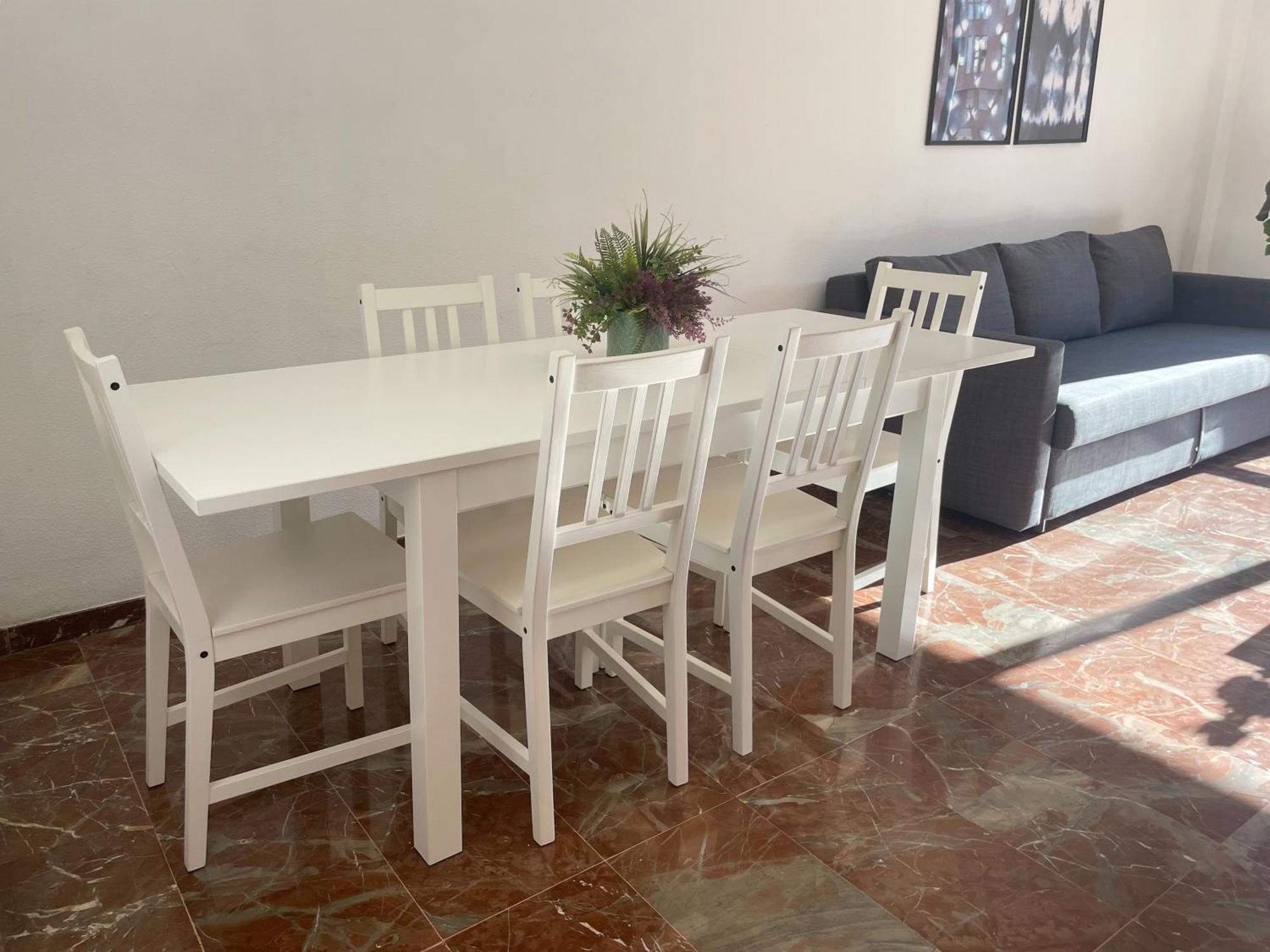 Apartamentos El Pilar Suites 3000 サラゴサ エクステリア 写真