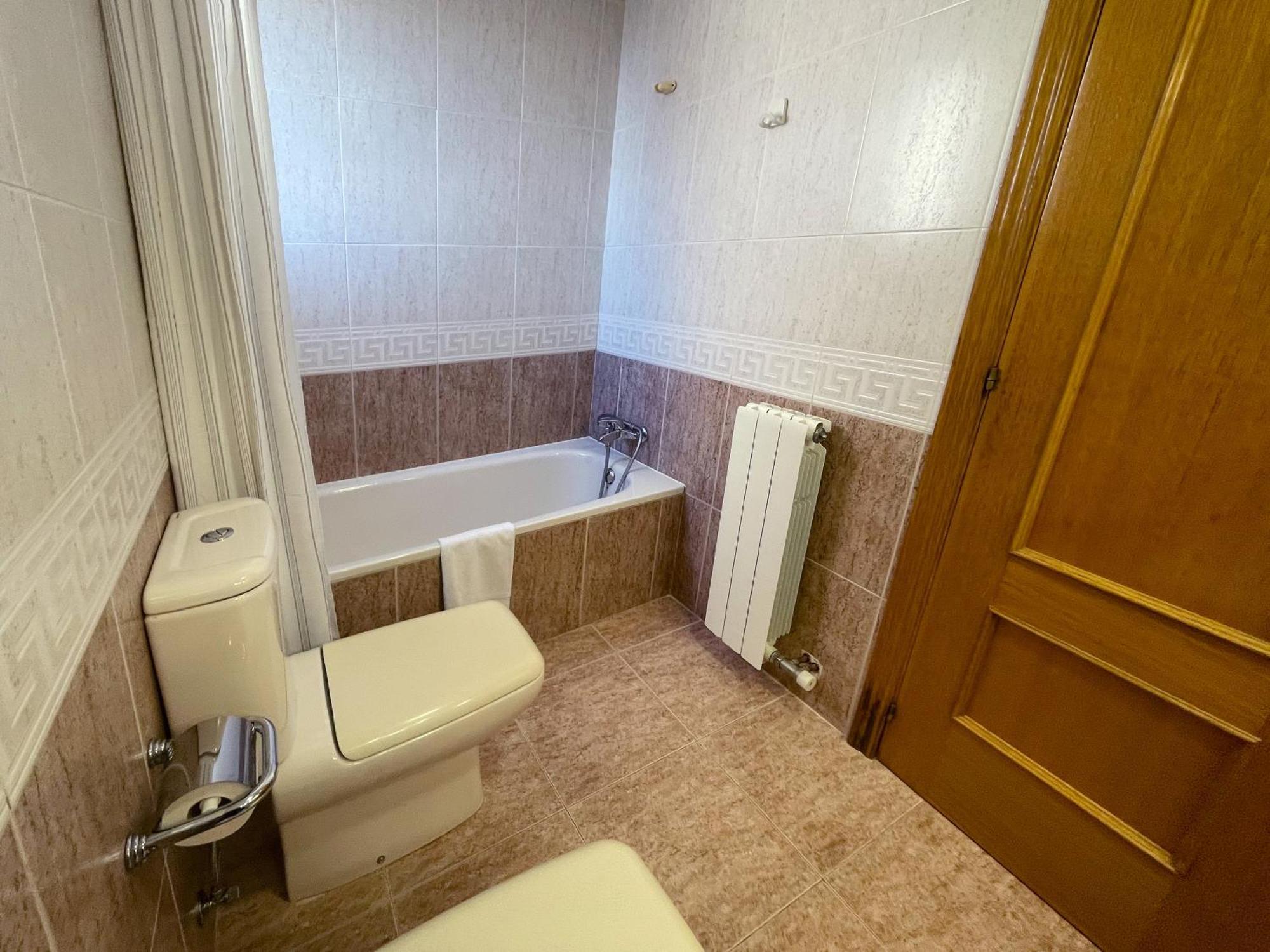 Apartamentos El Pilar Suites 3000 サラゴサ エクステリア 写真